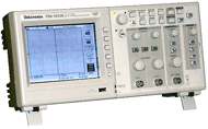 ����������� �������� ����� TEKTRONIX: TDS2012B