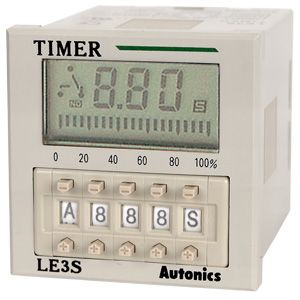 LE3SB �������� ������, LCD ������� � ����������, 48�48x74��, 3 �������, �����. �������, ����� - ������� � ��������� (��+�� (1c) + ���������� ��+�� (1�), ������� �������� 3�, 250VAC, ������� 24-220VAC, ������� - �������� ���������.