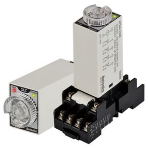 ATM4-510M ����������� ���������� ������, 21,5x28x59,3��, 14-����. ������, ��� ������� RT704-B, ������� 200-230VAC, ������ �� ���. �������, �������� �� ���. �������, ��������� �������� �� 1 �� 10 ���., 4 ���������� �������� 3A, 250VAC.