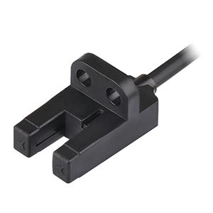 BS5-V1M-P ������� ����������������� ������, ���� 5 ��, ����� PNP, ����� ������ - �� ���� /�� ����������, ������� DC5-24V � ������� 1�.