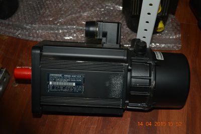 ���������������� INDRAMAT MAC090C-0-GD-2-C\110-A-1