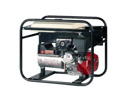 EUROPOWER EP4100LN ���������� ����������� �������������� � 4-� ������� ���������� Honda ����� GX � ��������� �����������, ����������� ����� � ��������������� �������. ����������� �������� 3,6 ���