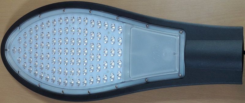 ��������� ���� ����� 100�� 8000�� ������������ IP65 220� 6000�