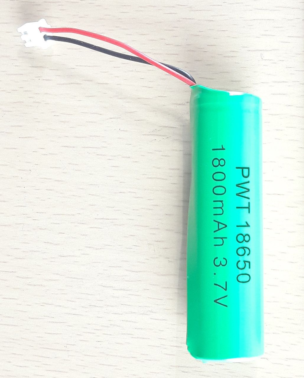 ��������- �������� ������� ��� ������������ �� ��������� ������ 3,7V-1800mA PWT 18650