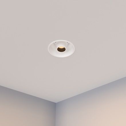 ������������ ������� ����� ������������ ���������� EVA R � ר���� ��������� 10�� 3000�