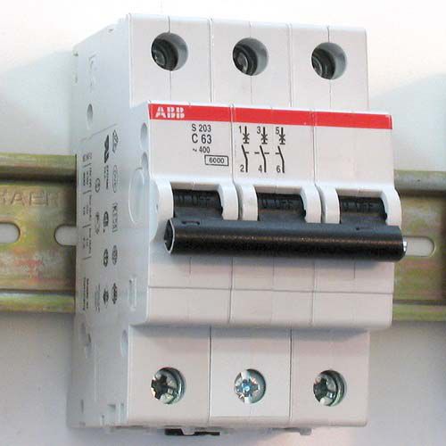 ���. ����. S203 C80 ABB 2CDS253001R0804