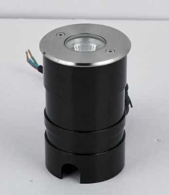 ���������� ������������ ���������� ������� 4117 AC230V 1Led 8,3W 480Lm 4000/3000� IP67 D80*H136mm