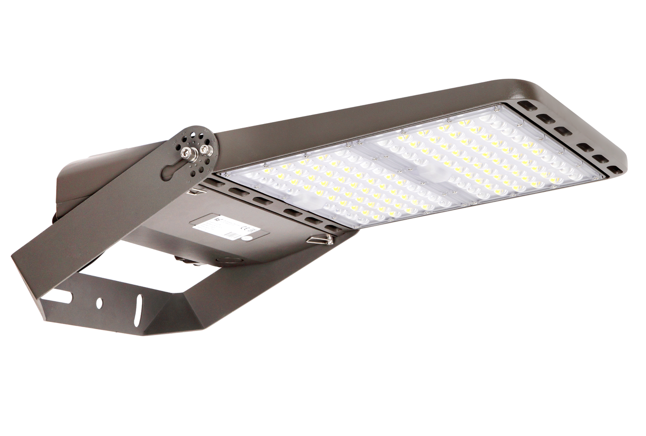 ������� ������������ ���������� LC ��������� 500�� ���� 70 000�� 5000� IP65 V