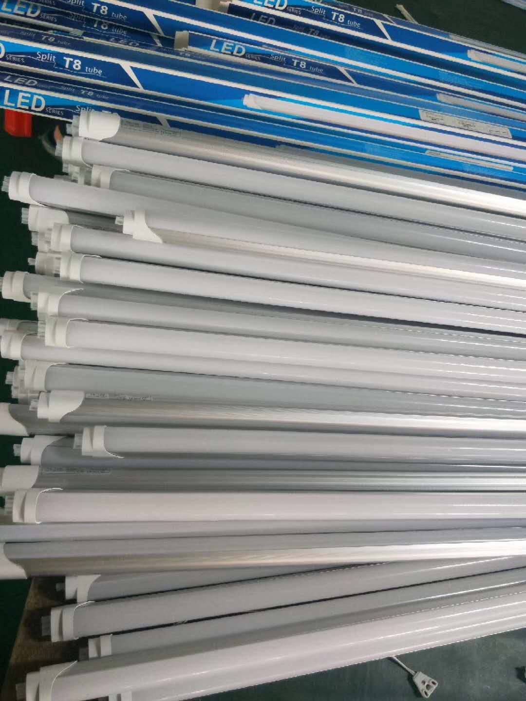 LED ������������ ����������� T8 600mm