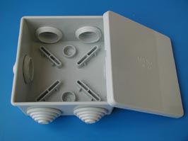 ������� ��������. 80�80�40��. IP44 ���