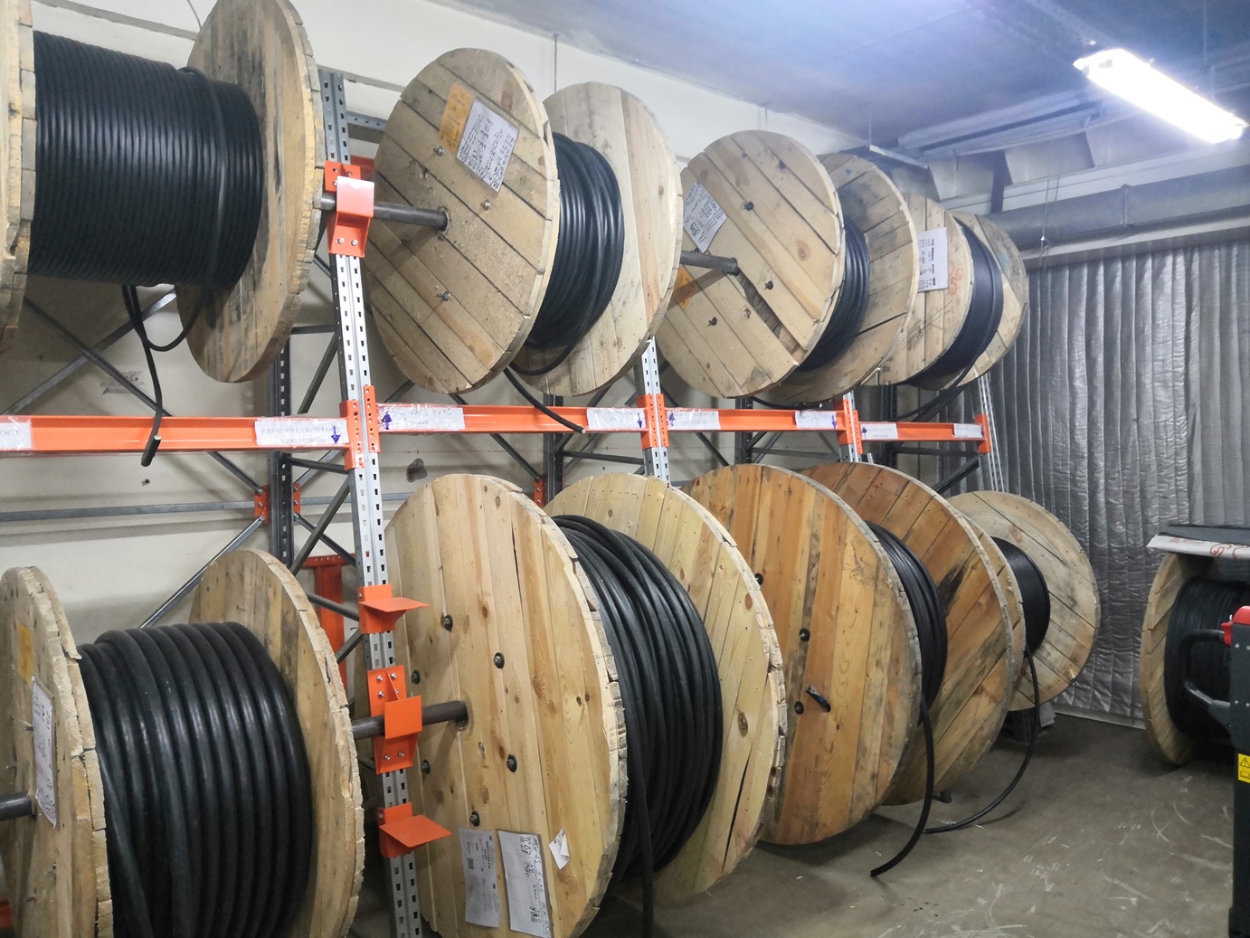 �� ���� ��������,  ��� � ��� �������� ������� ������ ������� ������� ����� FRLS 5�150,  ����� FRLS 5�185,  �����-LS 5�185,  �����-LS 5�240 � ������ ������.  � ������ �������� ����� ��������� �� ������ ������������ � ����� ��������.  ��� �����